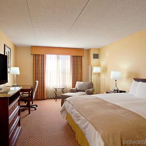 Standard Queen Room Two Queen Beds